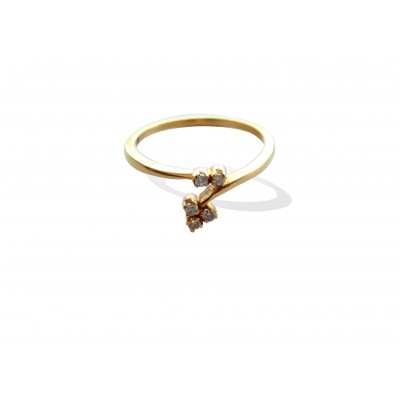 Diamond Ring with 5 Diamonds